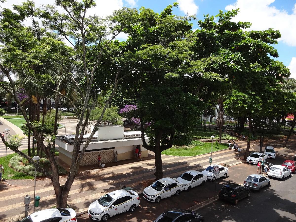 Hotel Monte Carlo Uberlândia Exteriör bild