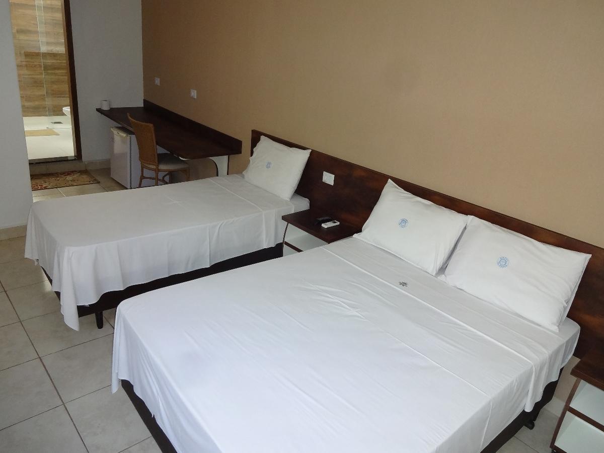 Hotel Monte Carlo Uberlândia Exteriör bild