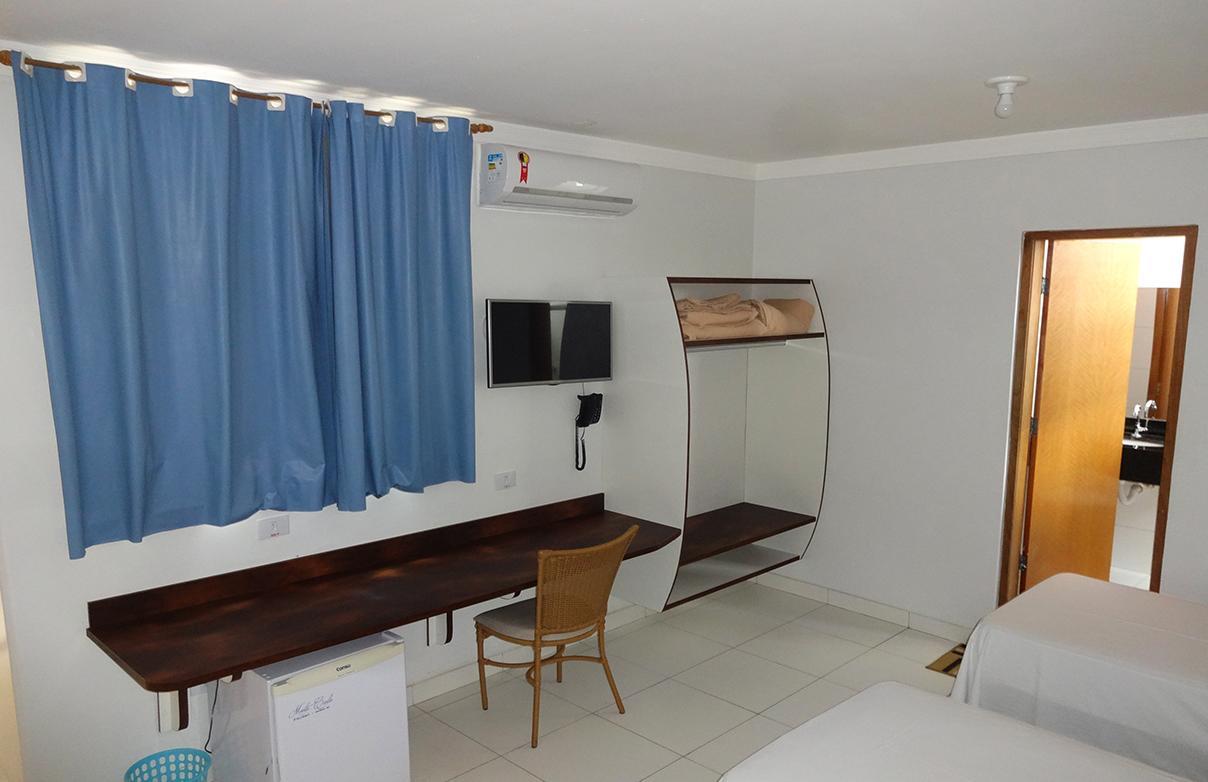 Hotel Monte Carlo Uberlândia Exteriör bild